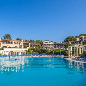 3* Aparthotel Pierre & Les Parcs De