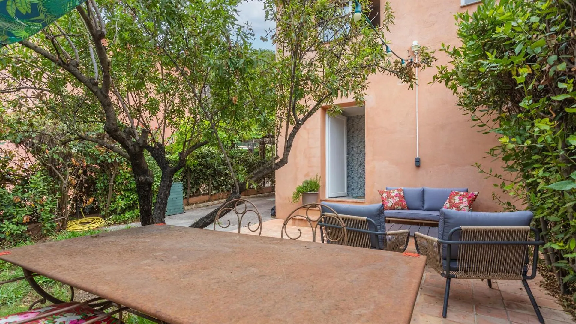 Apartment Appartement Domi Grimaud